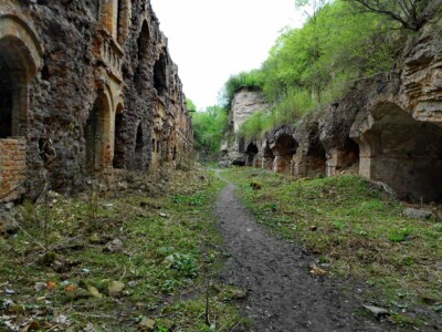 Таракановский форт