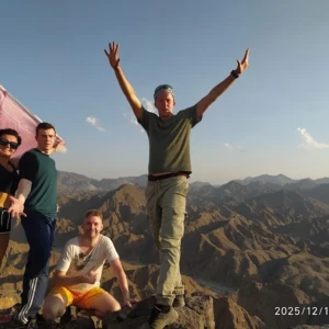 Авторский хайкинг тур по Wadi Shawka (Вади Шоука) в ОАЭ